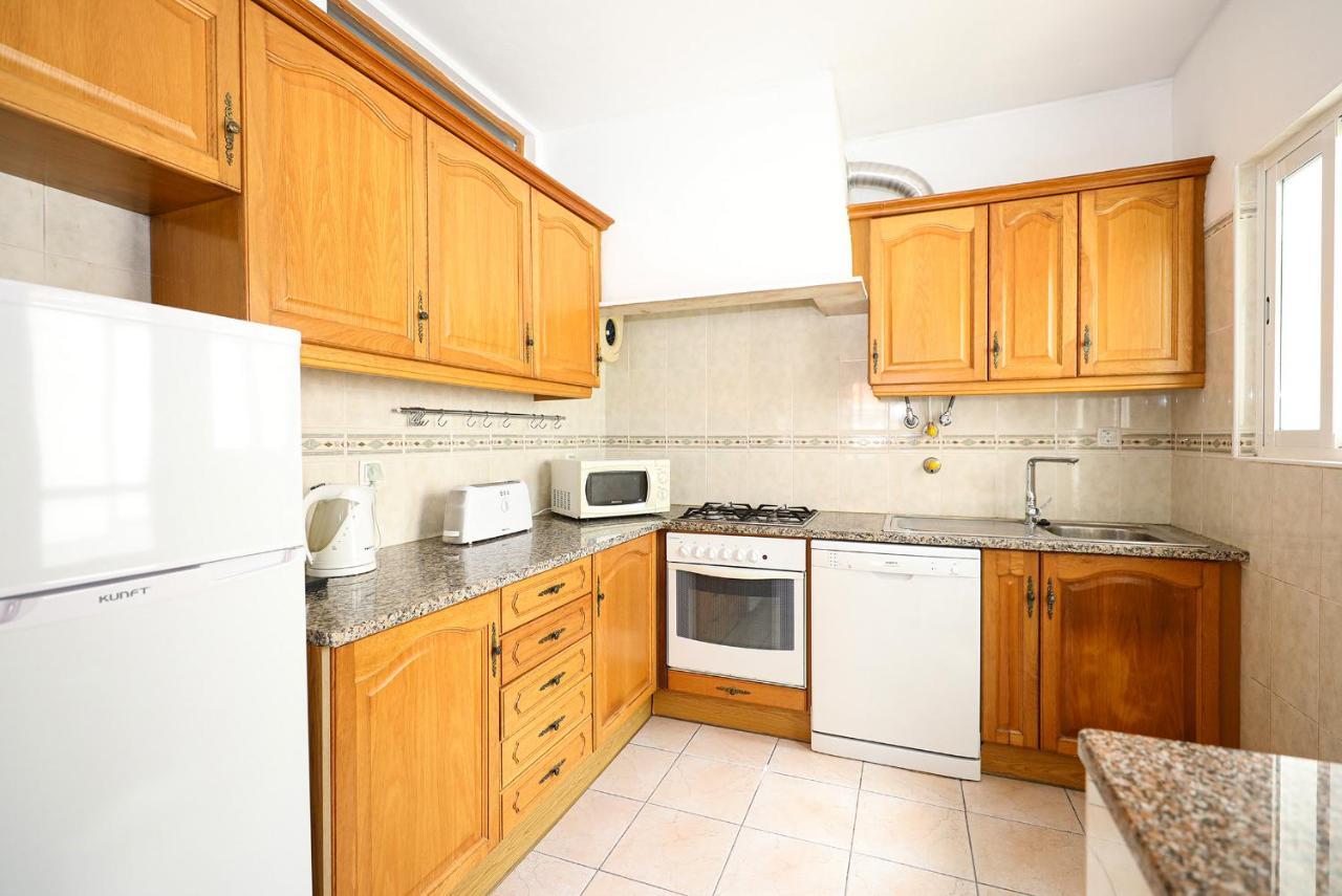 B63 - Corner Street Historic Center Apartment In Лагос Екстериор снимка